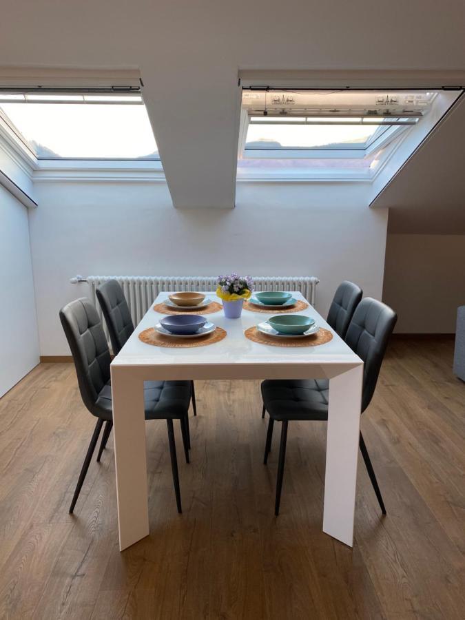 Sky View Apartment Комо Экстерьер фото