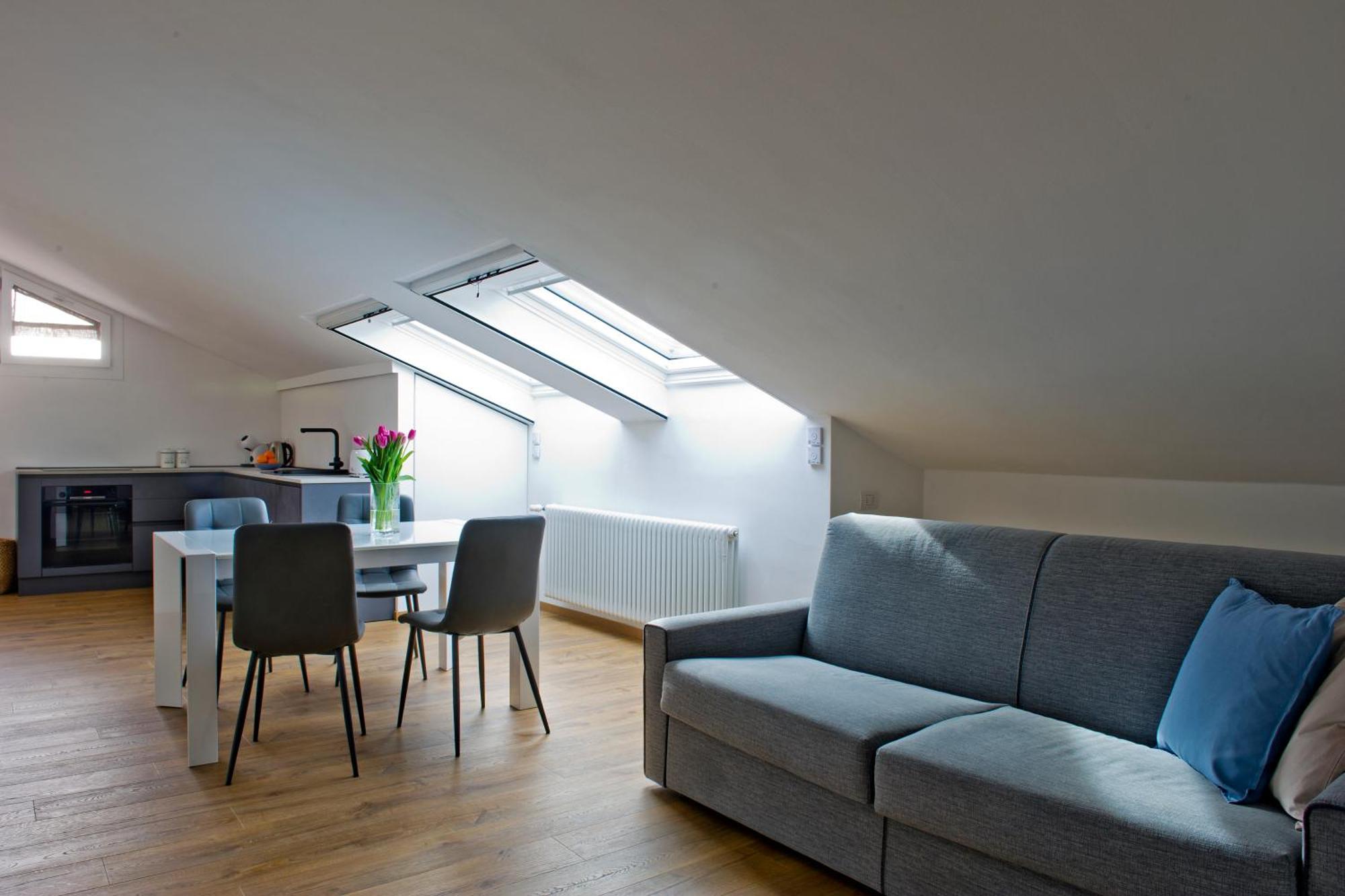 Sky View Apartment Комо Экстерьер фото